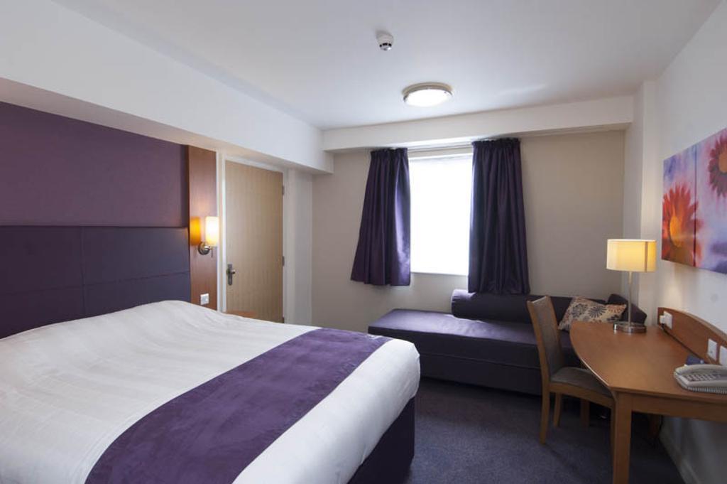 Premier Inn Southsea Portsmouth Ruang foto
