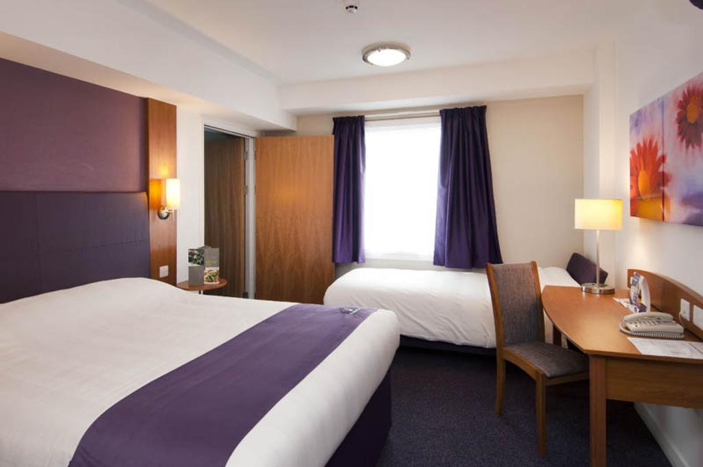 Premier Inn Southsea Portsmouth Ruang foto