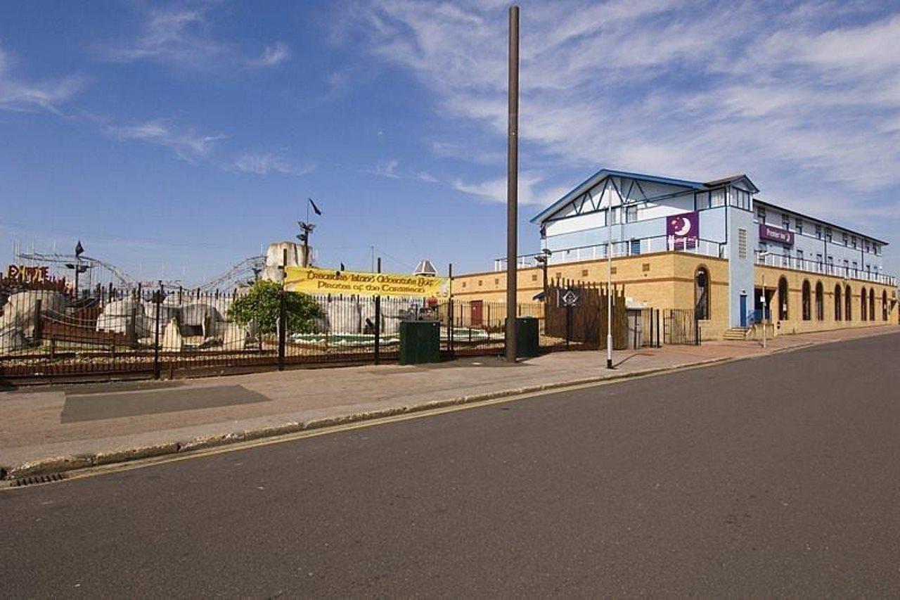 Premier Inn Southsea Portsmouth Bagian luar foto